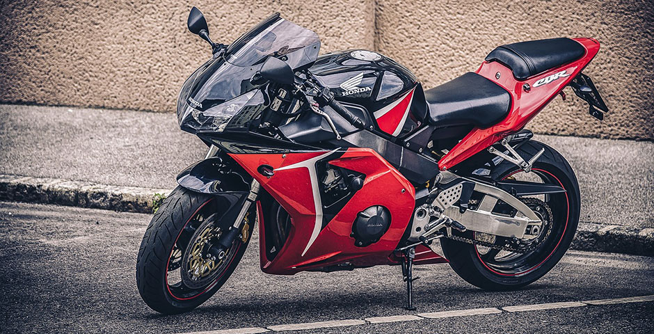 Motorrad Sportmaschine Rennmaschine Führerschein